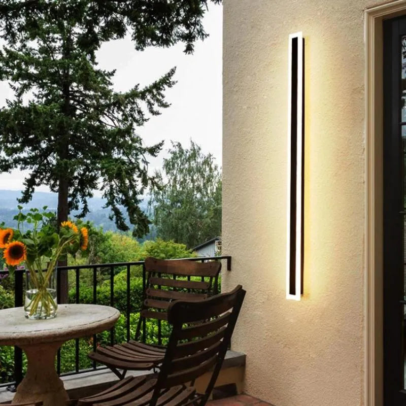 Arisha Modern LED Außenwandleuchte Schwarz Metall Garten/Balkon
